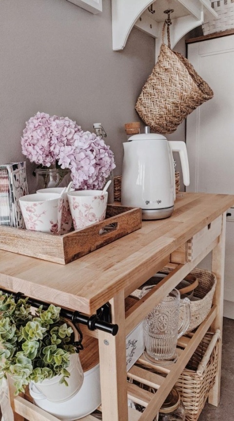 Czajnik elektryczny Gorenje K15RL 2200W 1,7l RETRO