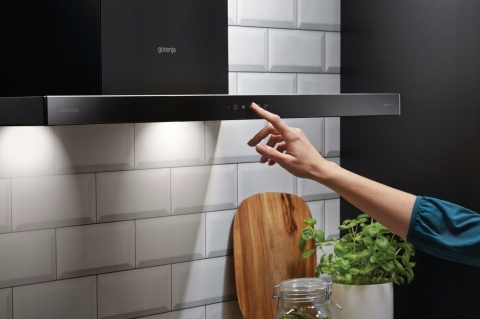 Okap przyścienny Gorenje WHT9SYB 90cm czarny AdaptLight