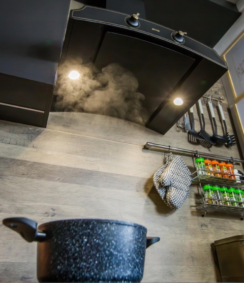 Okap kuchenny Gorenje DK63MCLB RETRO Czarny Mat 60cm 621m3 Przyścienny