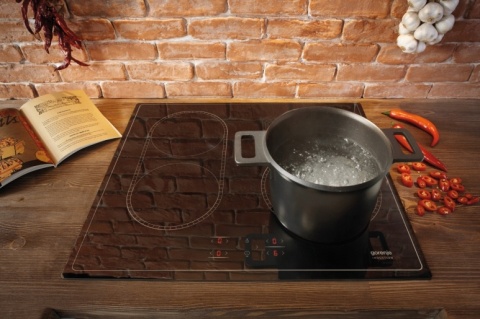 Kremowy zestaw GORENJE RETRO do kuchni Beżowy Beż BOS67372CLI