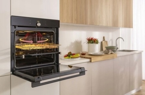 Piekarnik z Generatorem 100% Para Gorenje BFS6148B VisionPlus AirFry Czarny