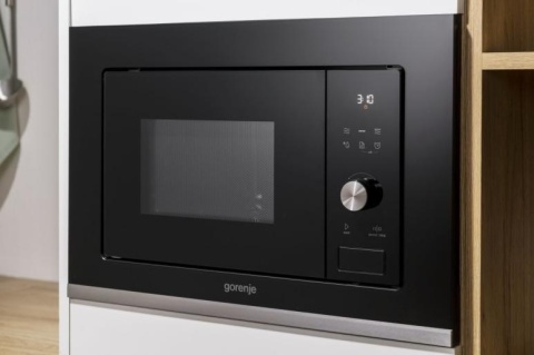 Kuchenka mikrofalowa do zabudowy Gorenje BMX201AG1BG 60cm 800W Czarna