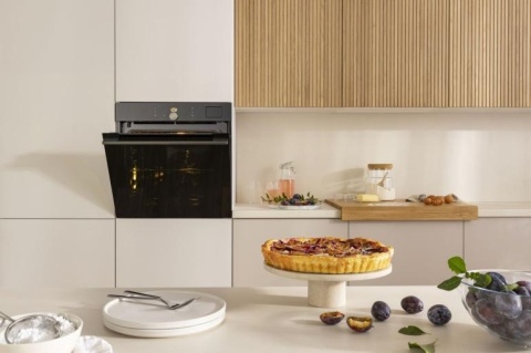 Piekarnik elektryczny z generatorem 100% Para Gorenje BFS6148B 60cm 77L